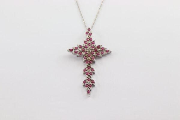 Anhänger Kreuz in Sterlingsilber mit Rubinen
