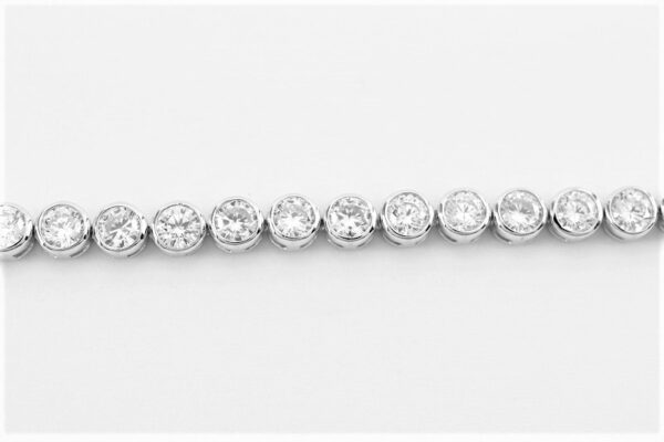 Tennisarmband in Sterlingsilber rhodiniert