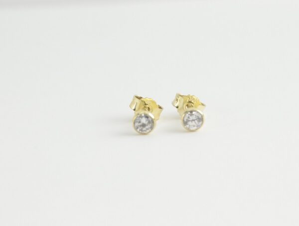 sehr feiner Ohrstecker in Gelbgold – Bild 4