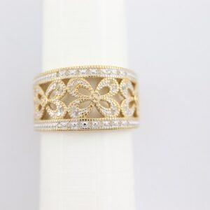 super schöner Ring in Silber vergoldet mit Diamanten