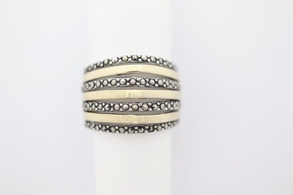 super schöner Ring in Sterlingsilber rhodiniert