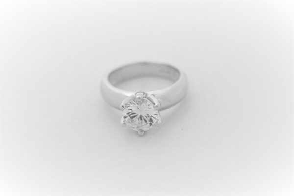 stabiler Ring in Sterlingsilber rhodiniert mit Zirkonia