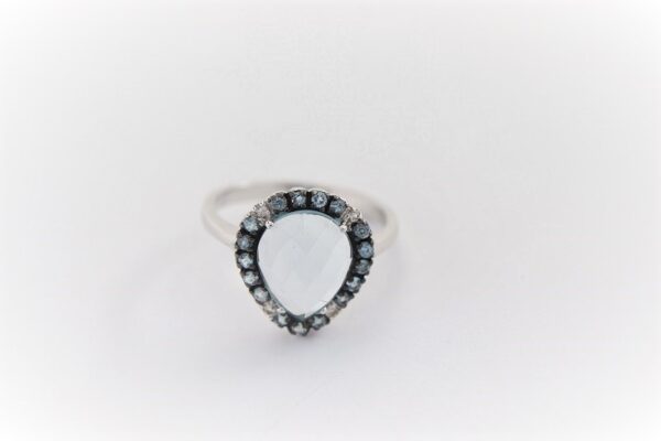 sehr feiner Ring in Sterlingsilber mit synth. Steinen – Bild 3