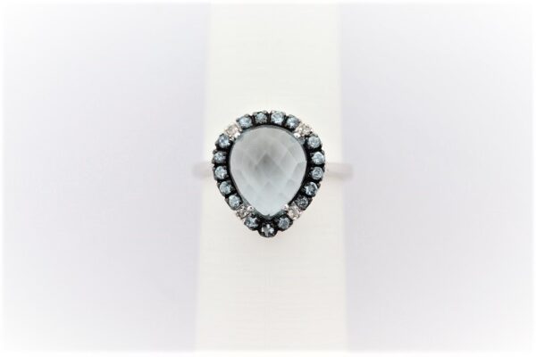 sehr feiner Ring in Sterlingsilber mit synth. Steinen