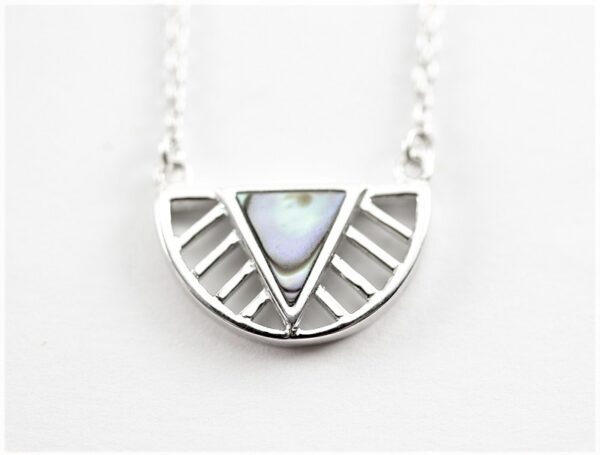 sehr schönes Collier in Sterlingsilber rhodiniert