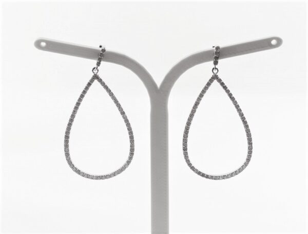 sehr feine Ohrstecker in Sterlingsilber mit Zirkonia – Bild 2