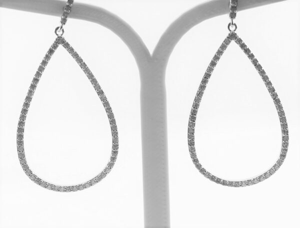 sehr feine Ohrstecker in Sterlingsilber mit Zirkonia – Bild 4