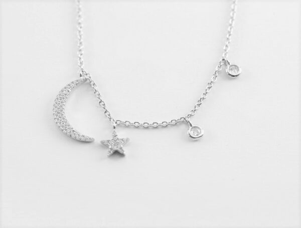 ein sehr schönes Collier in Sterlingsilber
