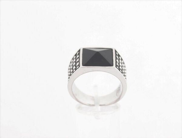 ein sehr schöner Herrenring in Sterlingsilber mit Onyx