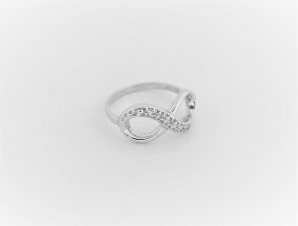 ein sehr schöner Ring in Sterlingsilber " Unendlichkeit "