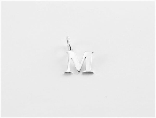 der Buchstabe " M " mit Kette als Collier in Silber – Bild 3