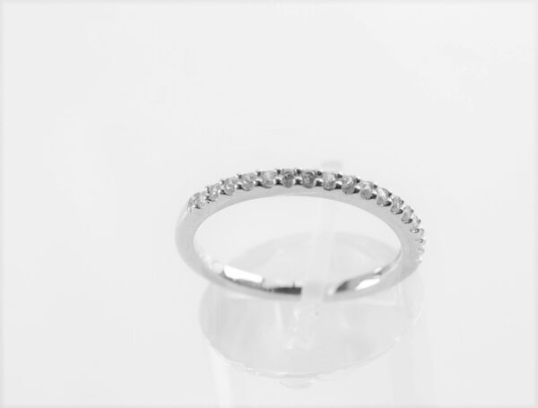 ein feiner Ring in Sterlingsilber rhodiniert – Bild 2