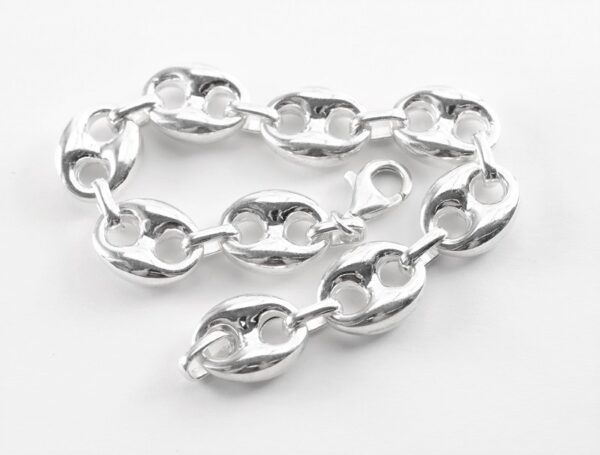 ein Bohnenarmband sehr stabil in Sterlingsilber