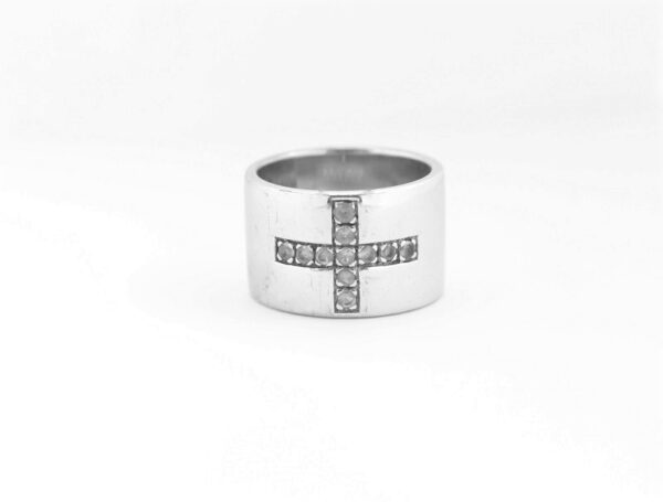 sehr schöner Ring in Sterlingsilber mit Kreuz