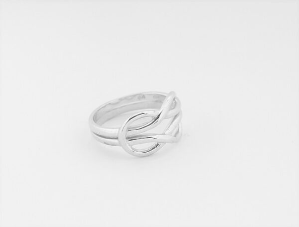 sehr feiner Ring in Sterlingsilber rhodiniert