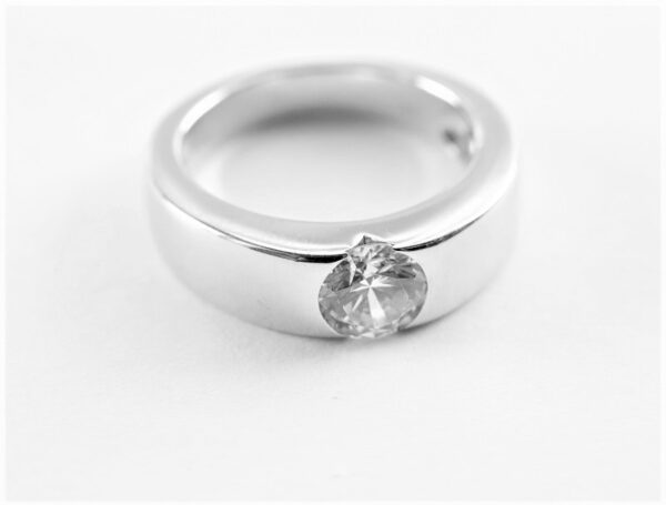Ein sehr feiner Ring in Sterlingsilber rhodiniert – Bild 3