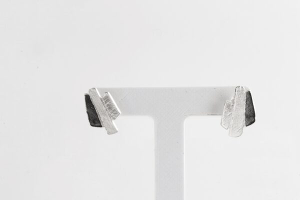 kleine, sehr feine Ohrstecker in Sterlingsilber – Bild 2