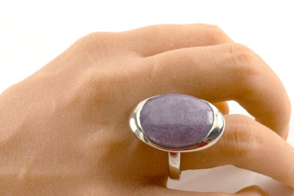 feiner Ring in Sterlingsilber rhodiniert mit Sugelith – Bild 6