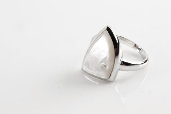 wunderschöner Perlmuttring in Sterlingsilber