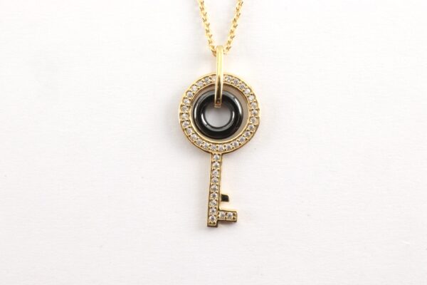 ein wunderschönes Collier in Sterlingsilber vergoldet