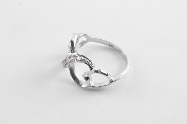 feiner Ring in Sterlingsilber mit Zirkonia – Bild 3