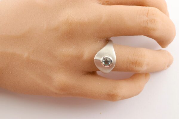 feiner Silberring mattiert mit Aquamarin – Bild 7