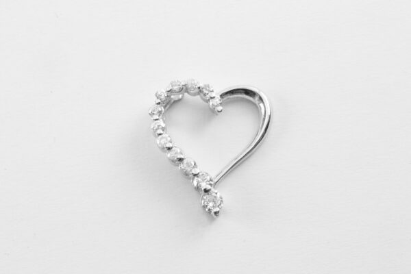 kleines Herz in Sterlingsilber mit Zirkonia – Bild 3