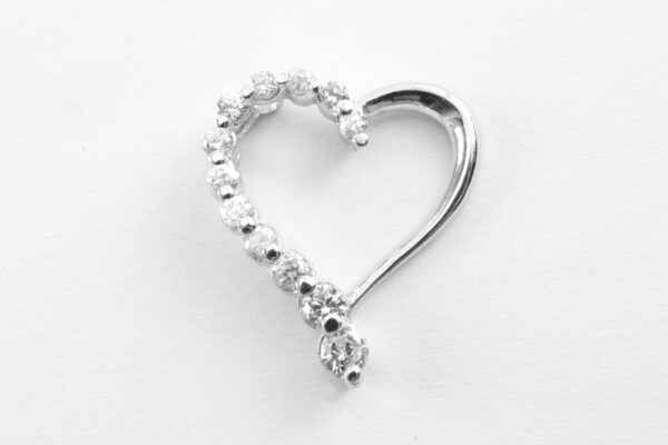 kleines Herz in Sterlingsilber mit Zirkonia – Bild 4