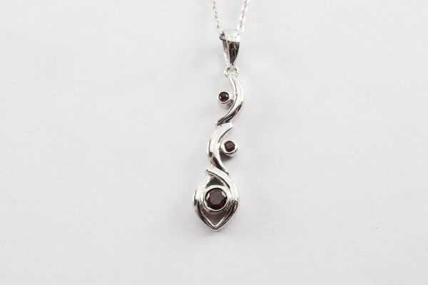 Collier mit Granat in Sterlingsilber – Bild 2