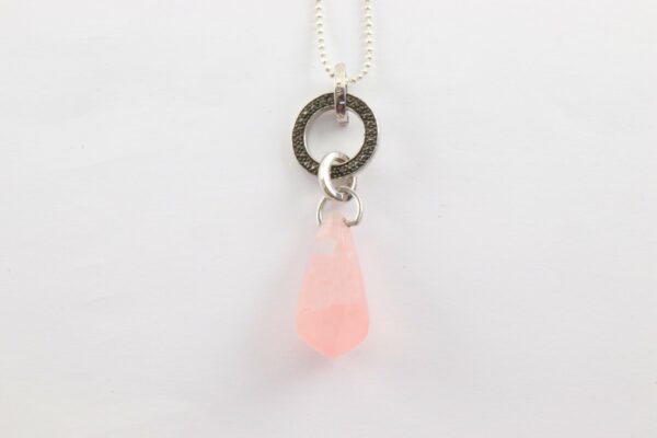Collier in Sterlingsilber mit Rosenquarz  und schwarzen Zirkonia – Bild 3