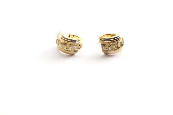 Creolen in Gelbgold mit feinem Designe – Bild 3