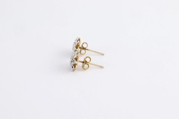 kleine Ohrstecker Blume in Gelbgold mit Diamanten – Bild 5