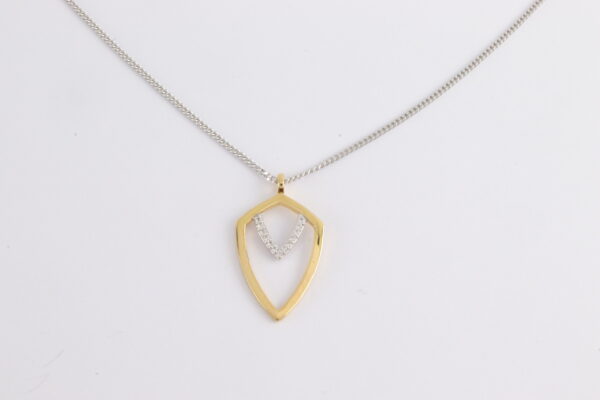 feines Collier in Sterlingsilber z.T vergoldet