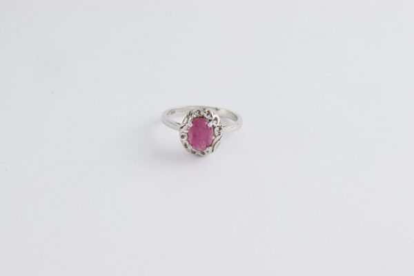 Ring in Sterlingsilber mit Rubin