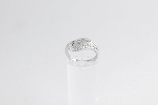 Ring in Sterlingsilber rhodiniert  mit Zirkonia