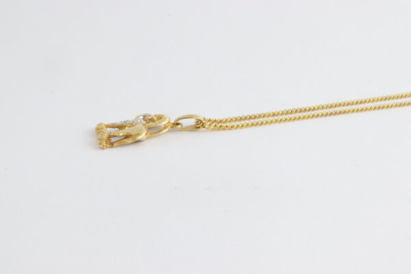 Widder Sternzeichen in Gelbgold mit Diamant – Bild 2