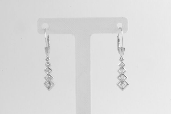 Ohrringe in Weißgold mit Diamanten – Bild 4