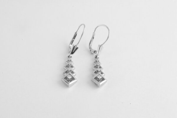 Ohrringe in Weißgold mit Diamanten