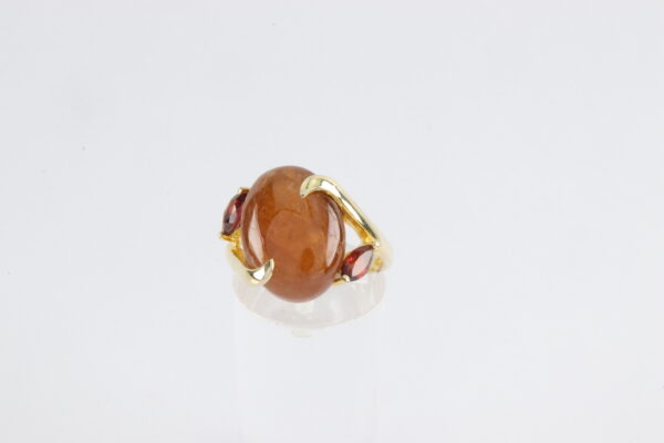 Ring in Sterlingsilber vergoldet mit Hessonot und Granat