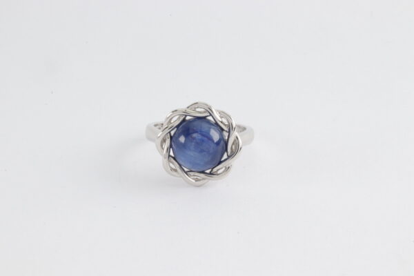 Ring in Sterlingsilber rhodiniert mit Kyanit