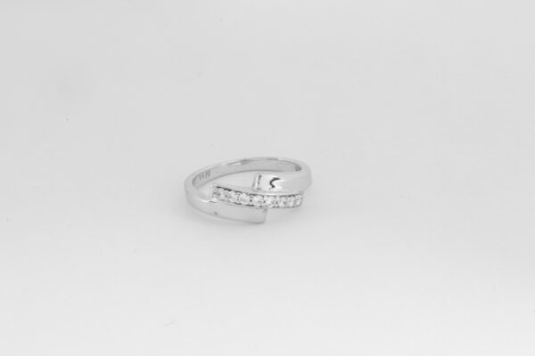 schöner Ring in Sterlingsilber  mit Zirkonia – Bild 4