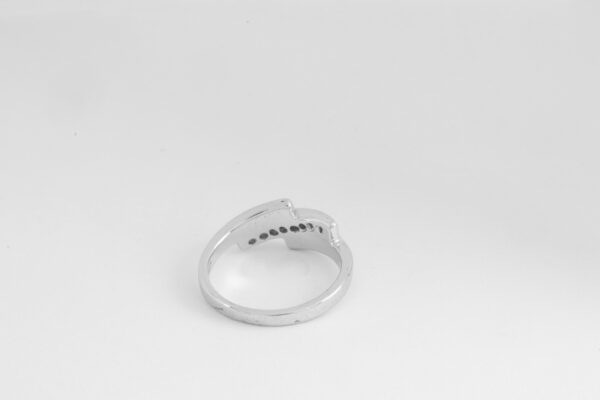schöner Ring in Sterlingsilber  mit Zirkonia – Bild 5