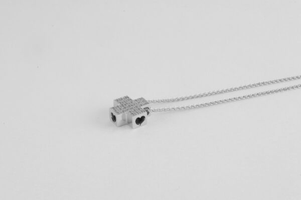 Kreuz mit Kette in Weißgold mit Zirkonia – Bild 5