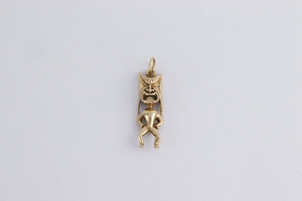 Afrika Skulptur in Gelbgold